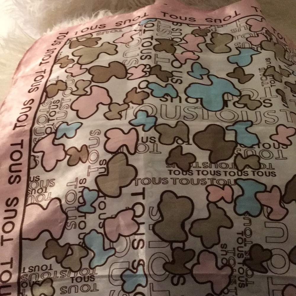 Tous ”Kaos” Scarf